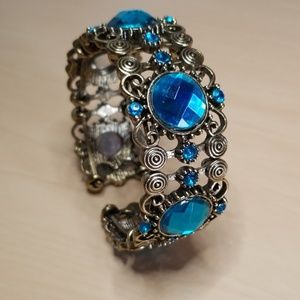 Gorgeous bracelet